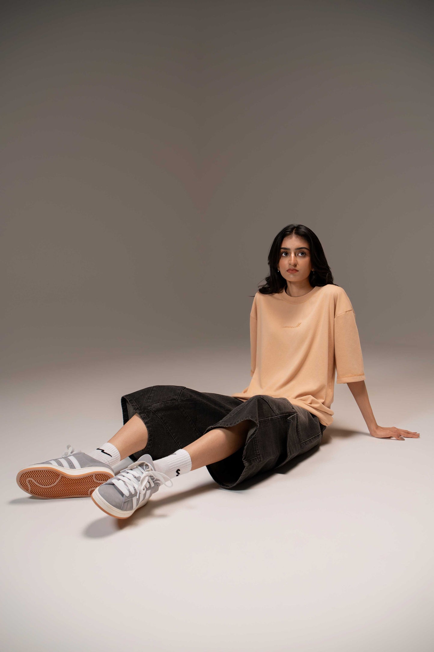 BASIC OVERSIZED TEE